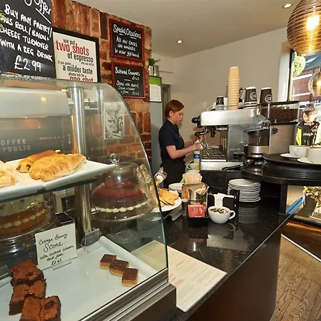 The Midland Leeds (West Yorkshire)