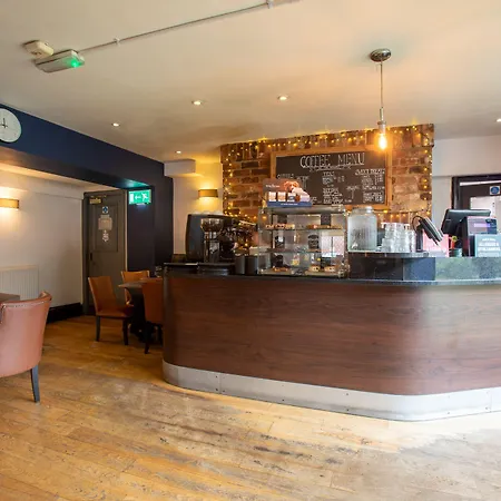 The Midland מלון