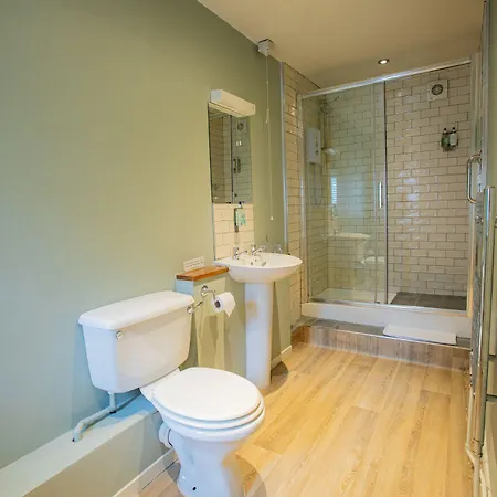 The Midland לידס